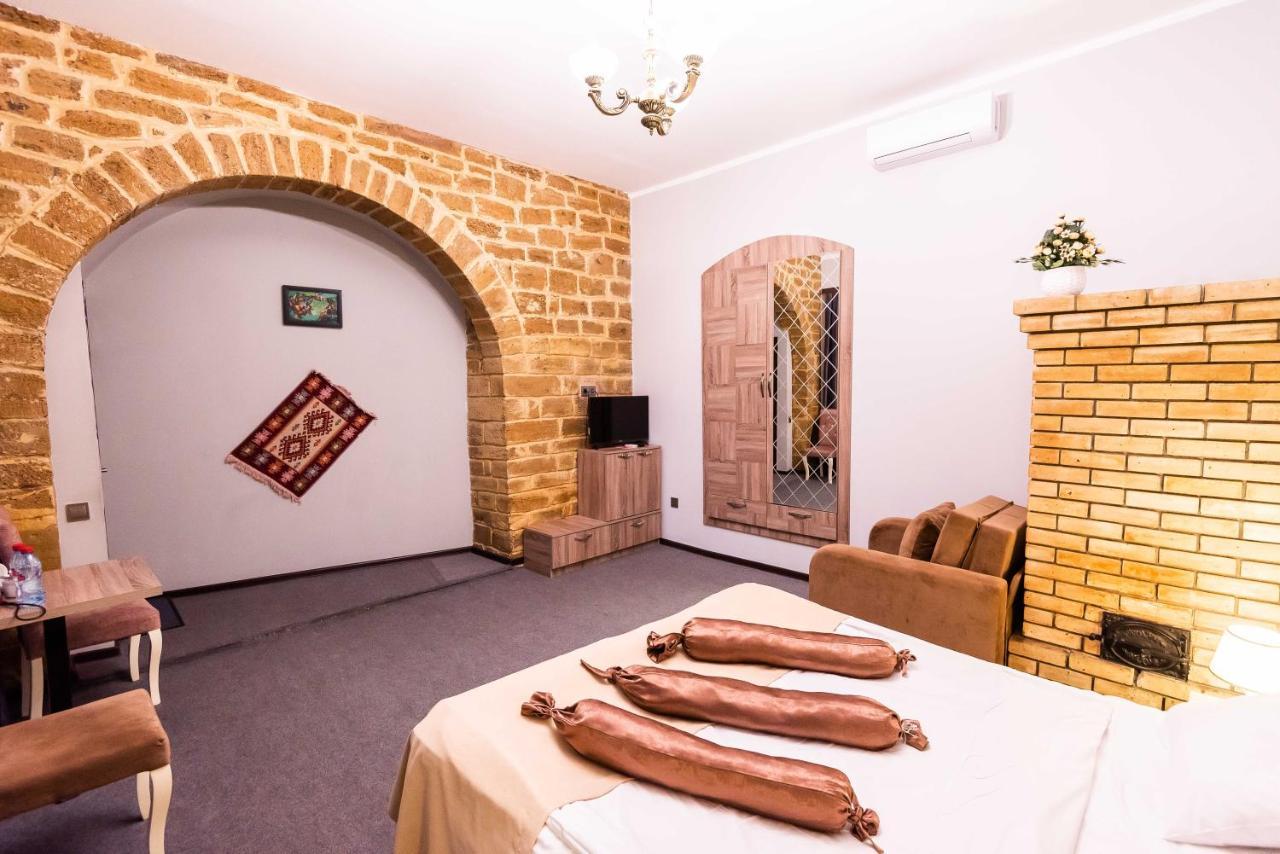 Castello Inn Baku Exterior photo